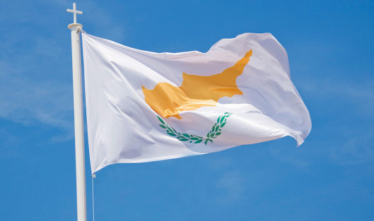 Кипр попросит Россию разместить на острове военную базу.
