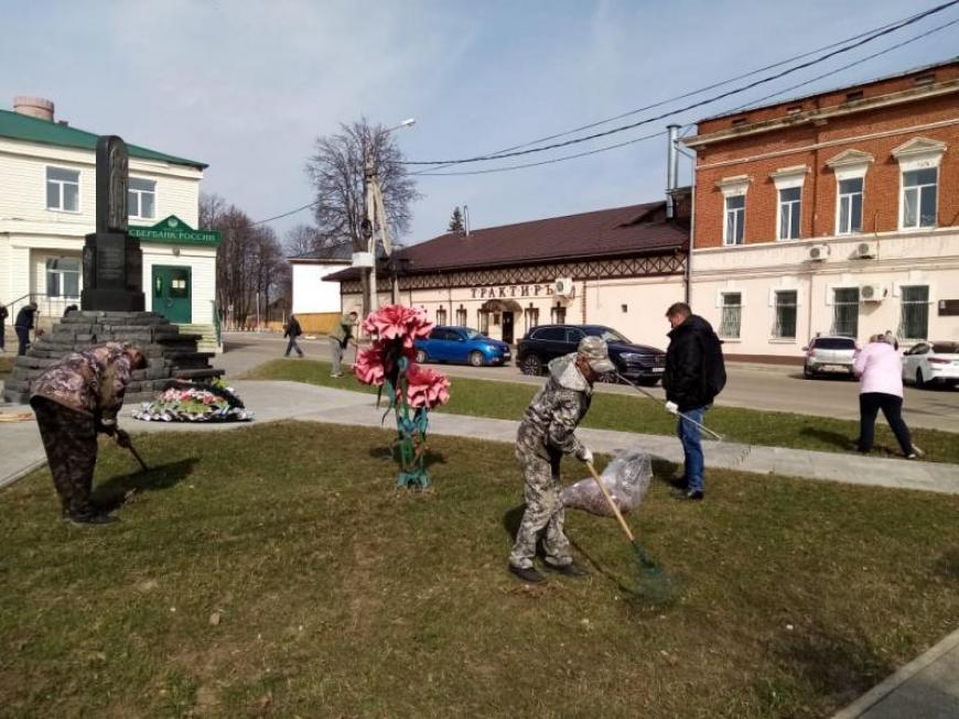 Боевой московская область. Зарайский военкомат. Памятники ветеранам локальных войн. Ворота Зарайского военкомата. Гулькевичи памятник погибшим в локальных.